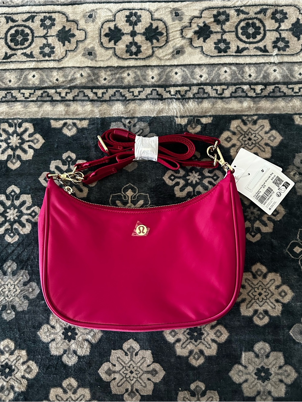 Lululemon City Essentials Shoulder/Crossbody Bag 3L - Berry Rumble - NWT